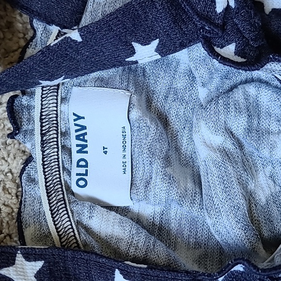 🌟Host Pick🌟 Old Navy Patriotic Stars Top and Short Set - Picture 4 of 9